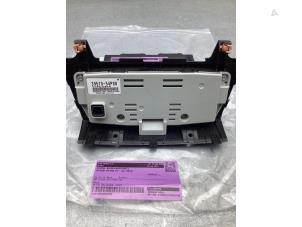 Gebruikte Kachel Bedieningspaneel Suzuki Vitara (LY/MY) 1.6 16V VVT Prijs € 175,00 Margeregeling aangeboden door Gebr Opdam B.V.