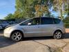 Ford S-Max (GBW) 2.0 16V Dorpel links