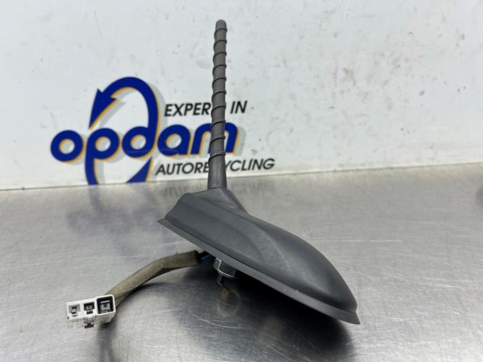 Gebruikte Antenne Kia Picanto (JA) 1.0 DPi 12V Prijs € 48,40 Inclusief btw aangeboden door Gebr Opdam B.V.