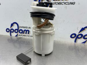 Gebruikte Benzinepomp Skoda Fabia II Combi 1.2i 12V Prijs € 49,00 Margeregeling aangeboden door Gebr Opdam B.V.