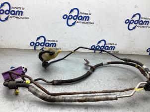 Gebruikte Servoleiding Ford S-Max (GBW) 2.0 16V Prijs € 75,00 Margeregeling aangeboden door Gebr Opdam B.V.