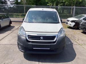 Gebruikte Frontpaneel Peugeot Partner (GC/GF/GG/GJ/GK) 1.6 BlueHDI 75 Prijs € 199,00 Margeregeling aangeboden door Gebr Opdam B.V.