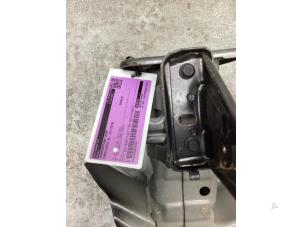 Gebruikte Bumperframe voor Ford Focus Prijs € 120,00 Margeregeling aangeboden door Gebr Opdam B.V.