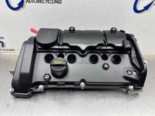 Nieuwe Kleppendeksel Peugeot 3008 Prijs € 302,50 Inclusief btw aangeboden door Gebr Opdam B.V.