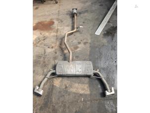 Gebruikte Uitlaat Midden + Einddemper Mercedes CLA (117.3) 1.6 CLA-180 16V Prijs € 200,00 Margeregeling aangeboden door Gebr Opdam B.V.