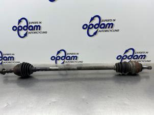 Gebruikte Homokineetas rechts-voor Opel Astra H GTC (L08) 1.6 16V Prijs € 50,00 Margeregeling aangeboden door Gebr Opdam B.V.