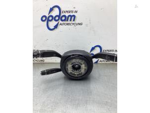 Gebruikte Licht + Raw Schakelaar Mercedes CLA (117.3) 1.6 CLA-180 16V Prijs € 200,00 Margeregeling aangeboden door Gebr Opdam B.V.