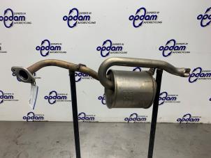 Gebruikte Uitlaat Einddemper Toyota Yaris III (P13) 1.5 16V Hybrid Prijs € 75,00 Margeregeling aangeboden door Gebr Opdam B.V.