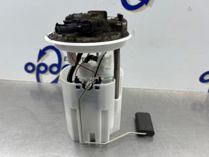 Gebruikte Benzinepomp Fiat Punto III (199) 0.9 TwinAir Turbo 100 Prijs € 75,00 Margeregeling aangeboden door Gebr Opdam B.V.