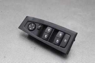 Gebruikte Raam schakelaar elektrisch BMW 2 serie Active Tourer (F45) 218i 1.5 TwinPower Turbo 12V Prijs € 35,00 Margeregeling aangeboden door Gebr Opdam B.V.