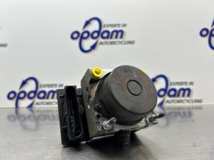 Gebruikte ABS Pomp Suzuki SX4 (EY/GY) 1.6 16V VVT Grip 4x4 Prijs € 250,00 Margeregeling aangeboden door Gebr Opdam B.V.