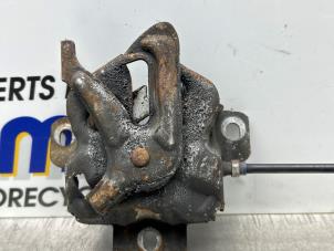 Gebruikte Motorkap Slotmechaniek Suzuki SX4 (EY/GY) 1.6 16V VVT Grip 4x4 Prijs € 35,00 Margeregeling aangeboden door Gebr Opdam B.V.