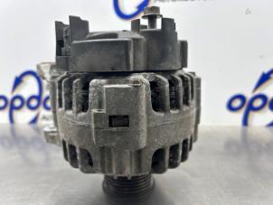 Gebruikte Alternator Renault Clio III (BR/CR) 1.2 16V 75 Prijs € 75,00 Margeregeling aangeboden door Gebr Opdam B.V.