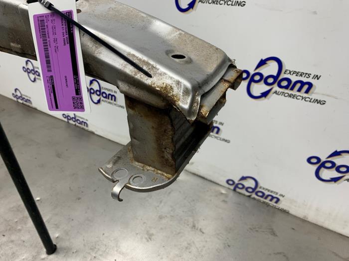 Bumperframe voor van een Citroën C1 1.0 12V 2006