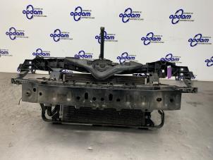 Gebruikte Voorfront Ford Focus 2 C+C 2.0 16V Prijs € 150,00 Margeregeling aangeboden door Gebr Opdam B.V.