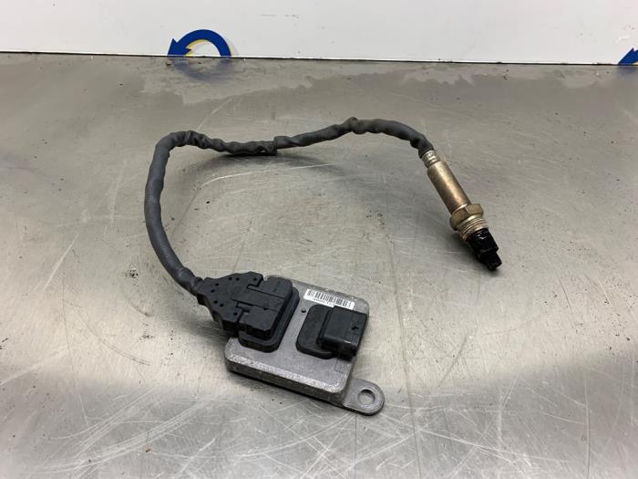 Nox sensor van een BMW 3 serie Touring (E91) 320i 16V 2008