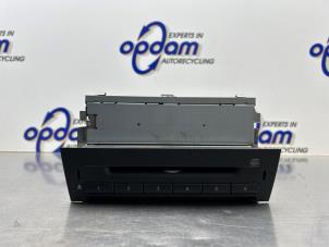 Gebruikte Radio module Saab 9-3 II Sport Sedan (YS3F) 2.0T 16V Prijs € 150,00 Margeregeling aangeboden door Gebr Opdam B.V.