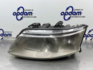 Gebruikte Koplamp links Saab 9-3 II Sport Sedan (YS3F) 2.0T 16V Prijs € 50,00 Margeregeling aangeboden door Gebr Opdam B.V.