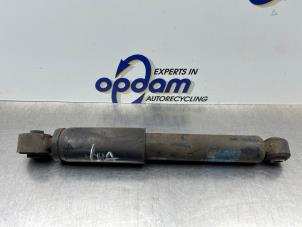 Gebruikte Schokdemper links-achter Opel Astra H SW (L35) 1.6 16V Twinport Prijs € 15,00 Margeregeling aangeboden door Gebr Opdam B.V.