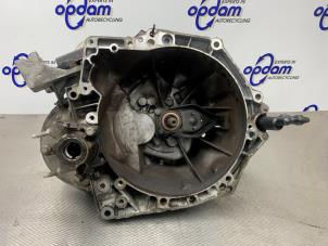 Gebruikte Versnellingsbak Peugeot 308 (4A/C) 1.6 VTI 16V Prijs € 300,00 Margeregeling aangeboden door Gebr Opdam B.V.