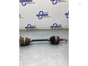 Gebruikte Cardanas rechts-voor (VWA) Volkswagen Transporter T6 2.0 TDI DRF Prijs € 150,00 Margeregeling aangeboden door Gebr Opdam B.V.