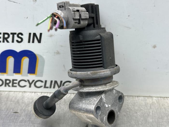 Gebruikte Uitlaat gasklep (EGR) Seat Ibiza III (6L1) 1.4 16V 75 Prijs € 35,00 Margeregeling aangeboden door Gebr Opdam B.V.