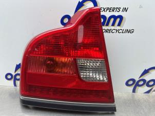 Gebruikte Achterlicht links Volvo S80 (TR/TS) 2.4 SE 20V 170 Prijs € 75,00 Margeregeling aangeboden door Gebr Opdam B.V.