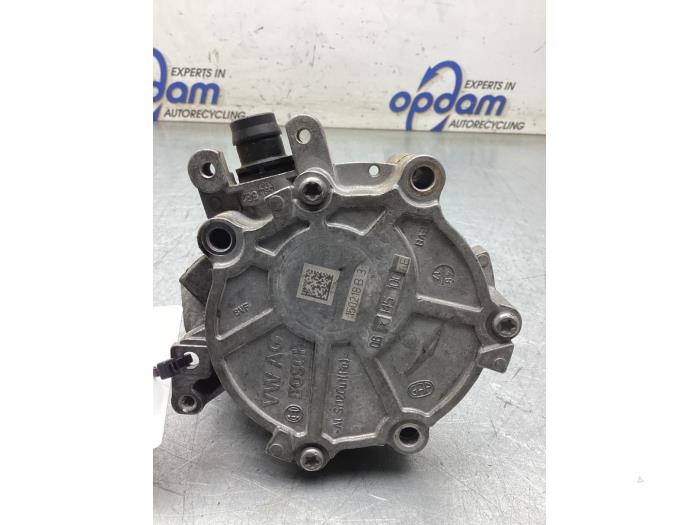 Gebruikte Vacuumpomp (Benzine) Volkswagen Polo VI (AW1) 2.0 GTI Prijs € 50,00 Margeregeling aangeboden door Gebr Opdam B.V.