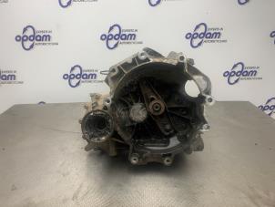 Gebruikte Versnellingsbak Volkswagen Polo V (6R) 1.4 16V Prijs € 250,00 Margeregeling aangeboden door Gebr Opdam B.V.