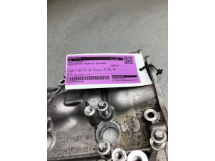 Gebruikte Kleppendeksel Mercedes GLC (X253) 2.0 350 e 16V 4-Matic Prijs € 150,00 Margeregeling aangeboden door Gebr Opdam B.V.