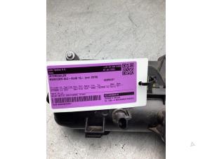 Gebruikte Intercooler Mercedes GLC (X253) 2.0 350 e 16V 4-Matic Prijs € 75,00 Margeregeling aangeboden door Gebr Opdam B.V.