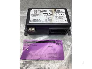 Gebruikte WiFi module Volkswagen Golf VII (AUA) 2.0 GTI 16V Performance Package Prijs € 100,00 Margeregeling aangeboden door Gebr Opdam B.V.