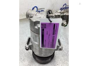 Gebruikte Aircopomp Ford Focus 4 Wagon 1.0 Ti-VCT EcoBoost 12V 125 Prijs € 175,00 Margeregeling aangeboden door Gebr Opdam B.V.