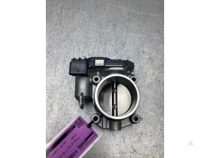 Gebruikte Gasklephuis Mercedes C (W205) C-180 1.5 EQ Boost Prijs € 100,00 Margeregeling aangeboden door Gebr Opdam B.V.