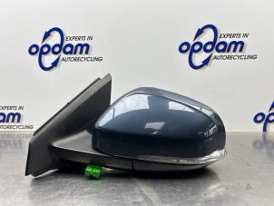 Gebruikte Spiegel Buiten links Volvo V40 (MV) 2.0 T2 16V Prijs € 225,00 Margeregeling aangeboden door Gebr Opdam B.V.