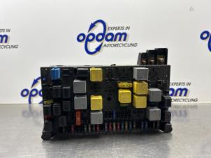 Gebruikte Zekeringkast Mercedes ML I (163) 270 2.7 CDI 20V Prijs € 75,00 Margeregeling aangeboden door Gebr Opdam B.V.