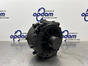 Gebruikte Dynamo Mercedes ML I (163) 270 2.7 CDI 20V Prijs € 125,00 Margeregeling aangeboden door Gebr Opdam B.V.