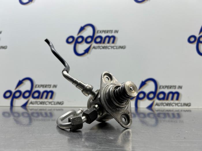 Gebruikte Hogedrukpomp Ford Focus 3 1.0 Ti-VCT EcoBoost 12V 100 Prijs € 75,00 Margeregeling aangeboden door Gebr Opdam B.V.
