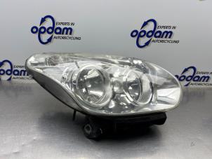 Gebruikte Koplamp rechts Fiat Doblo Cargo (263) 1.3 MJ 16V Euro 4 Prijs € 75,00 Margeregeling aangeboden door Gebr Opdam B.V.