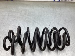 Gebruikte Veerschroef achter Ford Kuga III (DFK) 2.5 PHEV 16V Prijs € 60,00 Margeregeling aangeboden door Gebr Opdam B.V.