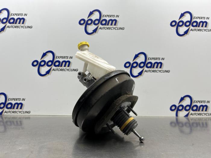 Gebruikte Rembol Citroen C4 Cactus (0B/0P) 1.2 PureTech 82 12V Prijs € 100,00 Margeregeling aangeboden door Gebr Opdam B.V.