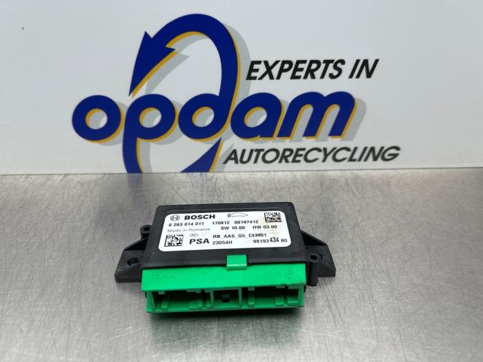 Gebruikte PDC Module Citroen C4 Cactus (0B/0P) 1.2 PureTech 82 12V Prijs € 50,00 Margeregeling aangeboden door Gebr Opdam B.V.
