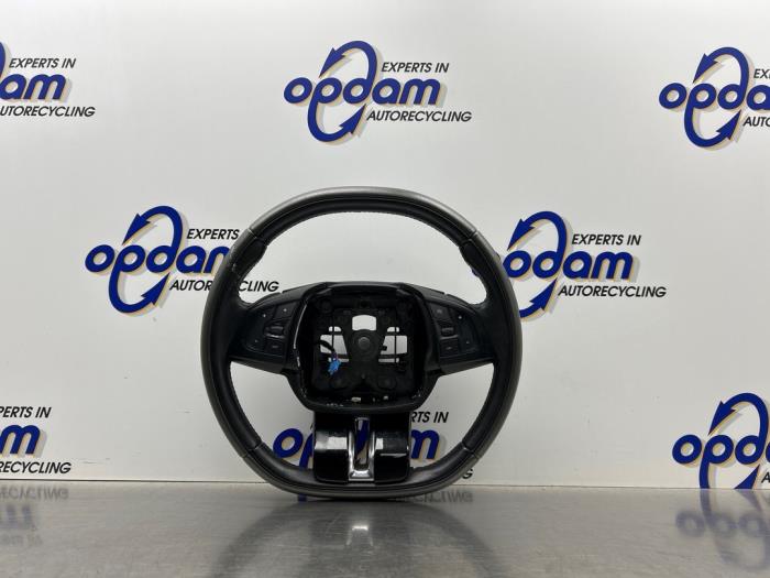 Citroën C3 e C4 Cactus 2023 ganham descontos de até R$ 10 mil