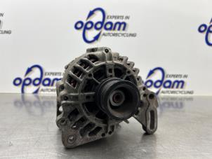 Gebruikte Dynamo Volkswagen Fox (5Z) 1.4 16V Prijs € 70,00 Margeregeling aangeboden door Gebr Opdam B.V.