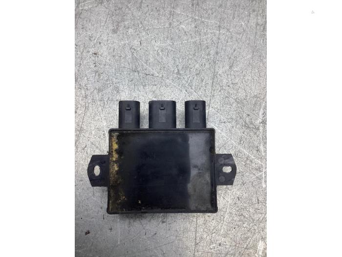 Computer Diversen van een Ford Kuga III (DFK) 2.5 PHEV 16V 2023