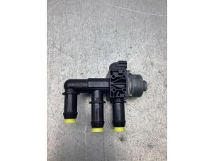 Gebruikte Kachelkraan Elektrisch Ford Kuga III (DFK) 2.5 PHEV 16V Prijs € 95,00 Margeregeling aangeboden door Gebr Opdam B.V.