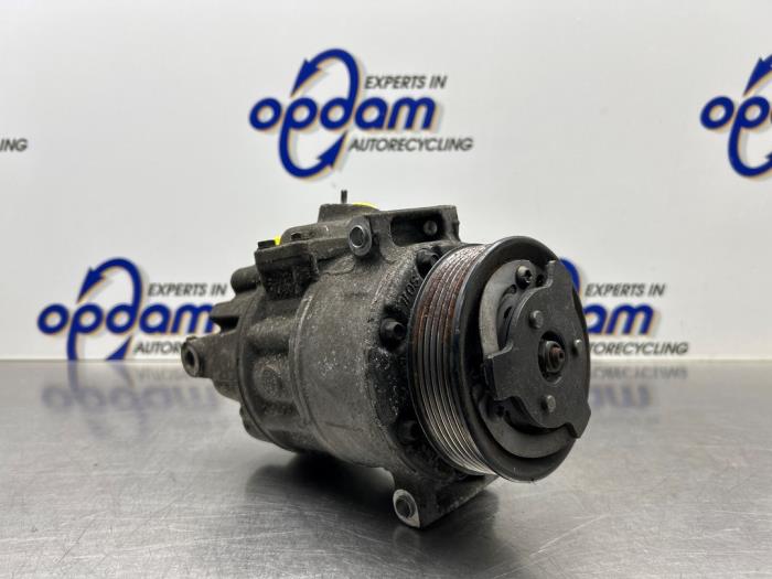 Gebruikte Pomp Airco Volkswagen Eos (1F7/F8) 3.2 V6 24V Prijs € 90,00 Margeregeling aangeboden door Gebr Opdam B.V.