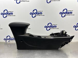 Gebruikte Armleuning Opel Astra K Sports Tourer 1.0 Turbo 12V Prijs € 75,00 Margeregeling aangeboden door Gebr Opdam B.V.