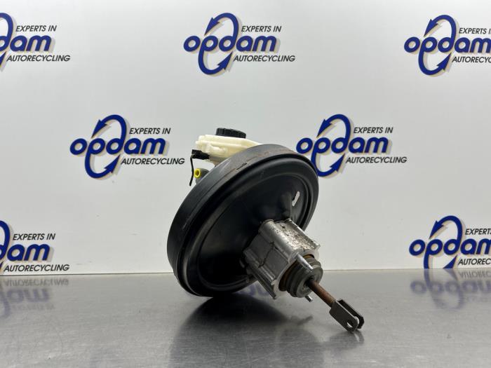 Gebruikte Rembooster Mini Mini Open (R57) 1.6 16V Cooper S Prijs € 150,00 Margeregeling aangeboden door Gebr Opdam B.V.