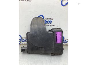 Gebruikte Luchtfilterhuis Citroen C1 1.0 12V Prijs € 25,00 Margeregeling aangeboden door Gebr Opdam B.V.